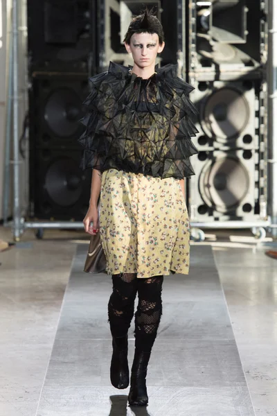 Look 9